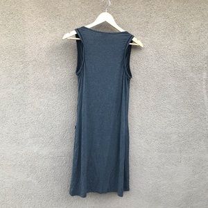 - C & C California sleeveless gray dress size Small